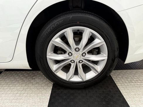 Used 2020 Chevrolet Malibu LT w/ Fleet LT Safety Plus Package image 10