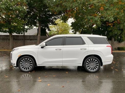 Certified 2025 Hyundai Palisade Calligraphy image 2