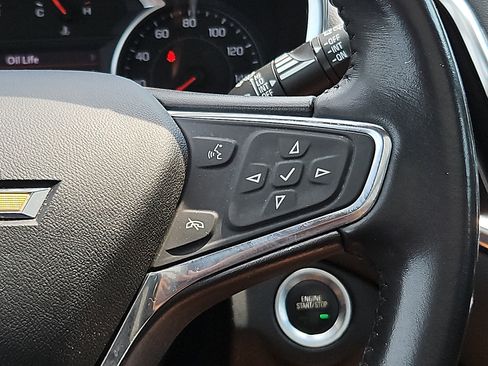 Used 2021 Chevrolet Equinox LT FWD image 23