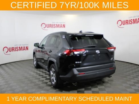 Used 2025 Toyota RAV4 XLE AWD/4WD image 6