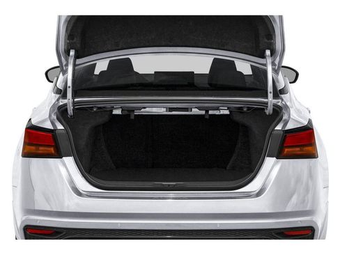 New 2026 Nissan Altima 2.5 SR FWD image 10