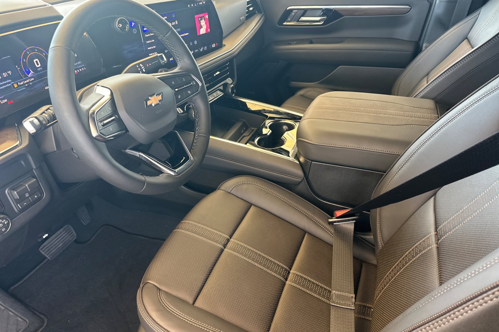 New 2026 Chevrolet Tahoe High Country RWD image 10