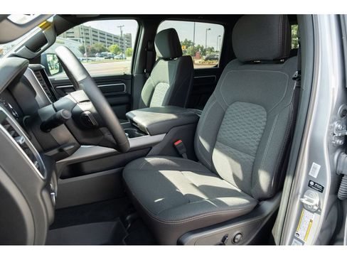 Used 2025 RAM 1500 Big Horn AWD/4WD image 12
