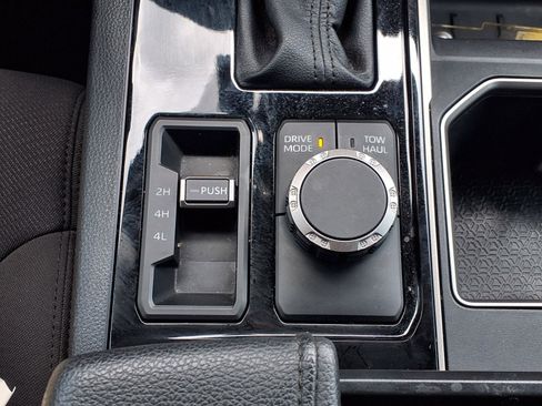 Used 2023 Toyota Tundra SR5 AWD/4WD image 21