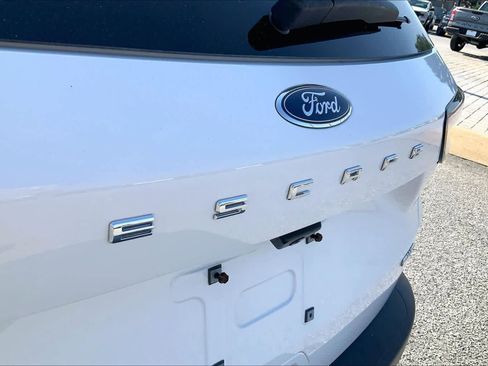 Used 2022 Ford Escape SEL image 29