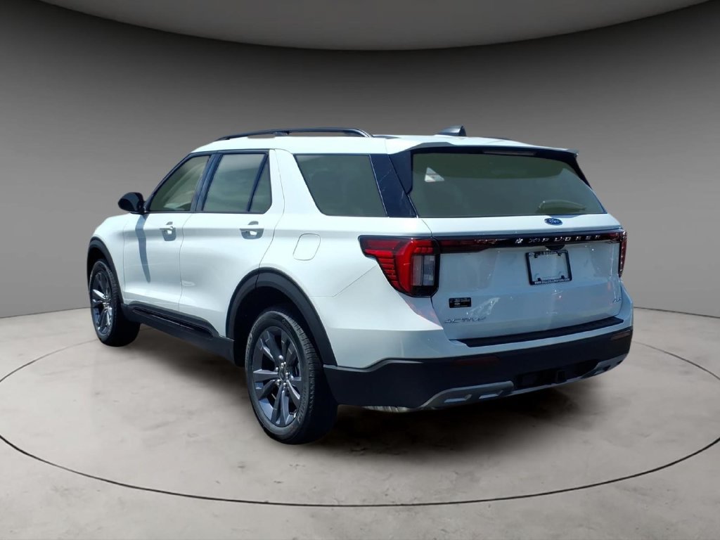 New 2026 Ford Explorer Active w/ Active Comfort Package AWD/4WD image 3