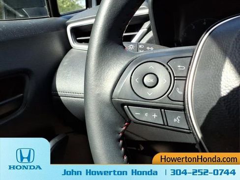 Used 2024 Toyota Corolla Cross AWD Hybrid image 17