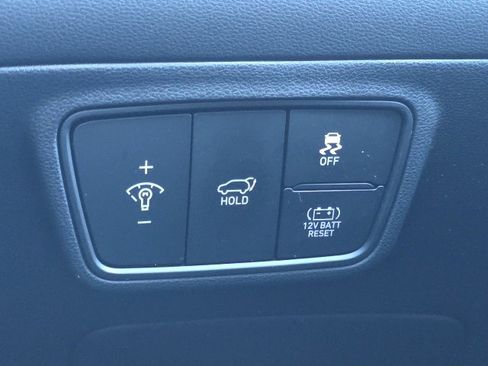 Certified 2024 Hyundai Tucson Limited image 13