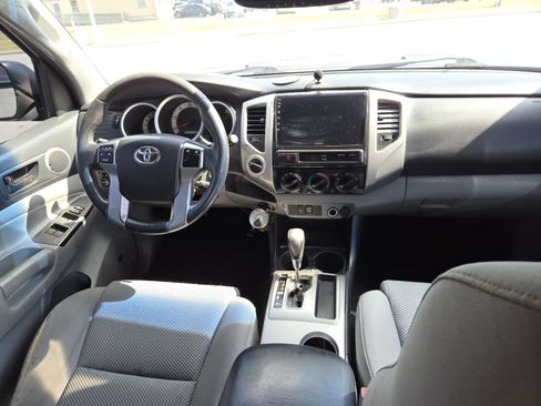 Used 2012 Toyota Tacoma 4x4 Double Cab w/ TRD Off-Road Pkg image 21