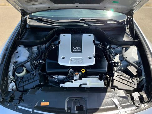 Used 2015 INFINITI Q40 w/ Navigation Package RWD image 19