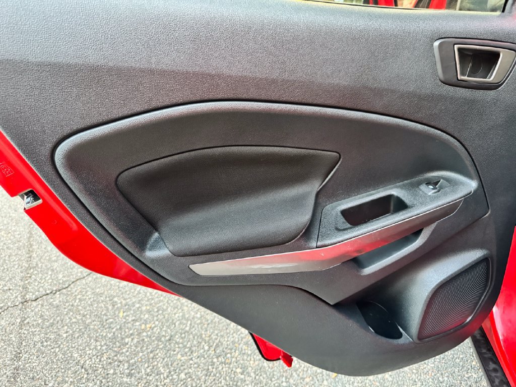 Used 2021 Ford EcoSport SE FWD image 22