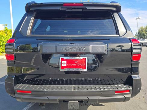 Certified 2025 Toyota 4Runner TRD Off-Road image 14