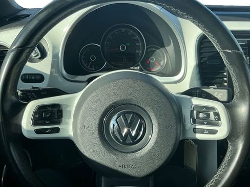 Used 2019 Volkswagen Beetle 2.0T S image 24