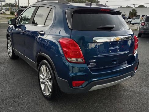 Used 2020 Chevrolet Trax Premier FWD image 5