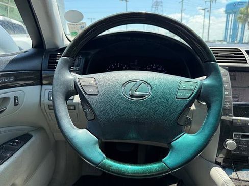 Used 2011 Lexus LS 460 AWD w/ Luxury Value Edition image 15