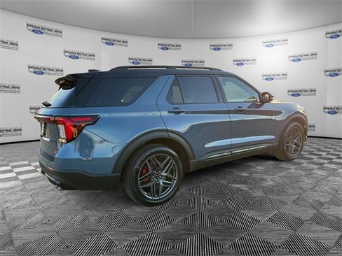 New 2026 Ford Explorer ST w/ Sun And Sound Package image 5