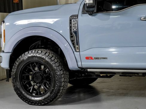 Used 2024 Ford F250 Platinum AWD/4WD image 13