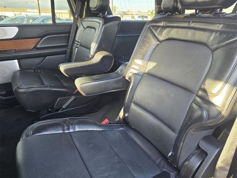 Used 2019 Lincoln Navigator Reserve w/ Cargo Package image 23