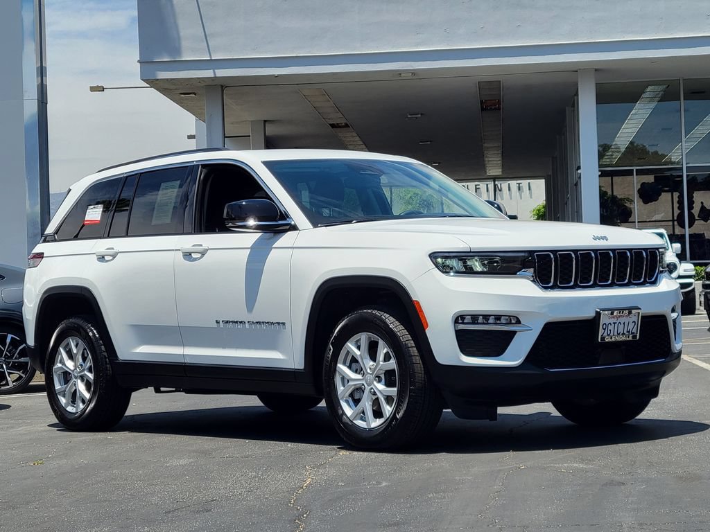 Used 2023 Jeep Grand Cherokee Limited RWD image 31