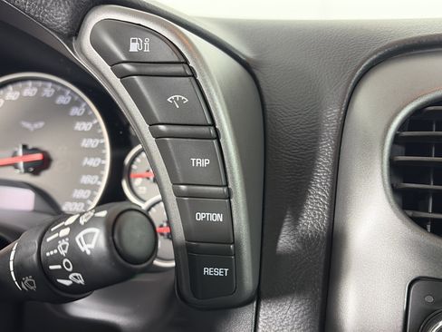 Used 2007 Chevrolet Corvette Coupe w/ Preferred Equipment Group image 26