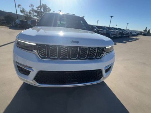 Used 2022 Jeep Grand Cherokee Summit w/ Advanced Protech Group IV image 3