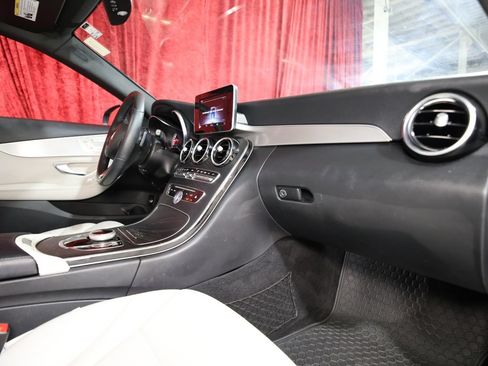 Used 2018 Mercedes-Benz C 300 Sedan image 22