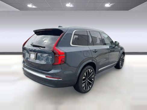New 2026 Volvo XC90 T8 Ultra w/ Protection Package AWD/4WD image 9