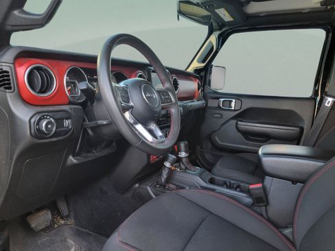 Used 2023 Jeep Wrangler Unlimited Rubicon AWD/4WD image 16