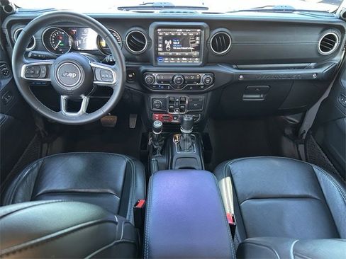 Used 2023 Jeep Wrangler Unlimited Rubicon 4xe image 2