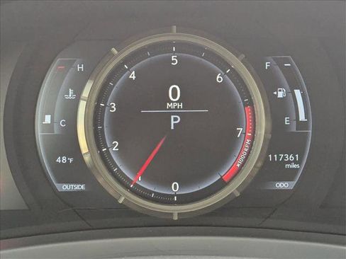 Used 2016 Lexus IS 350 image 11