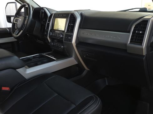 Used 2021 Ford F250 Lariat w/ Tremor Off-Road Package image 34