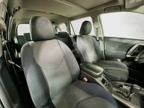 Used 2011 Toyota RAV4 Sport w/ Sport Extra Value Pkg AWD/4WD image 26