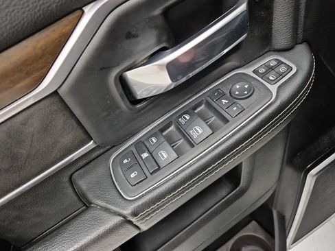 Used 2024 RAM 2500 Laramie image 24
