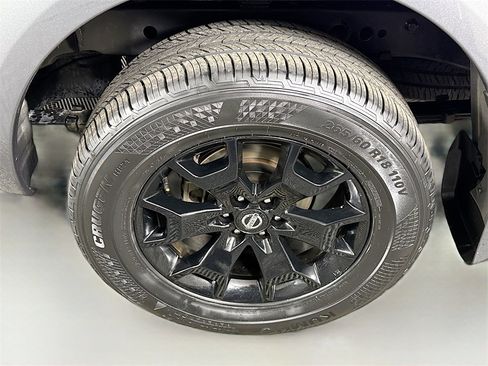 Certified 2020 Nissan Frontier SV w/ Midnight Edition Floor Mats image 34