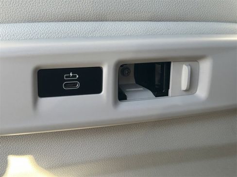 Used 2021 BMW X5 sDrive40i w/ M Sport Package image 23