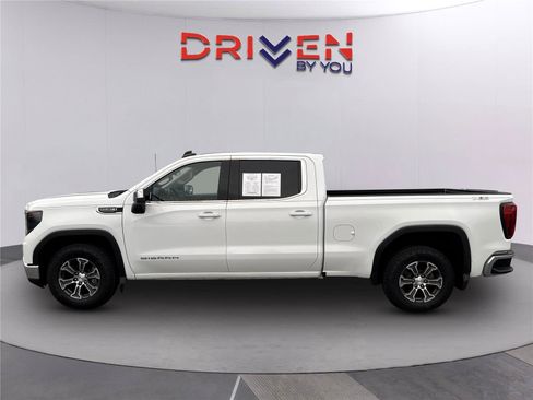 Used 2023 GMC Sierra 1500 SLE AWD/4WD image 7