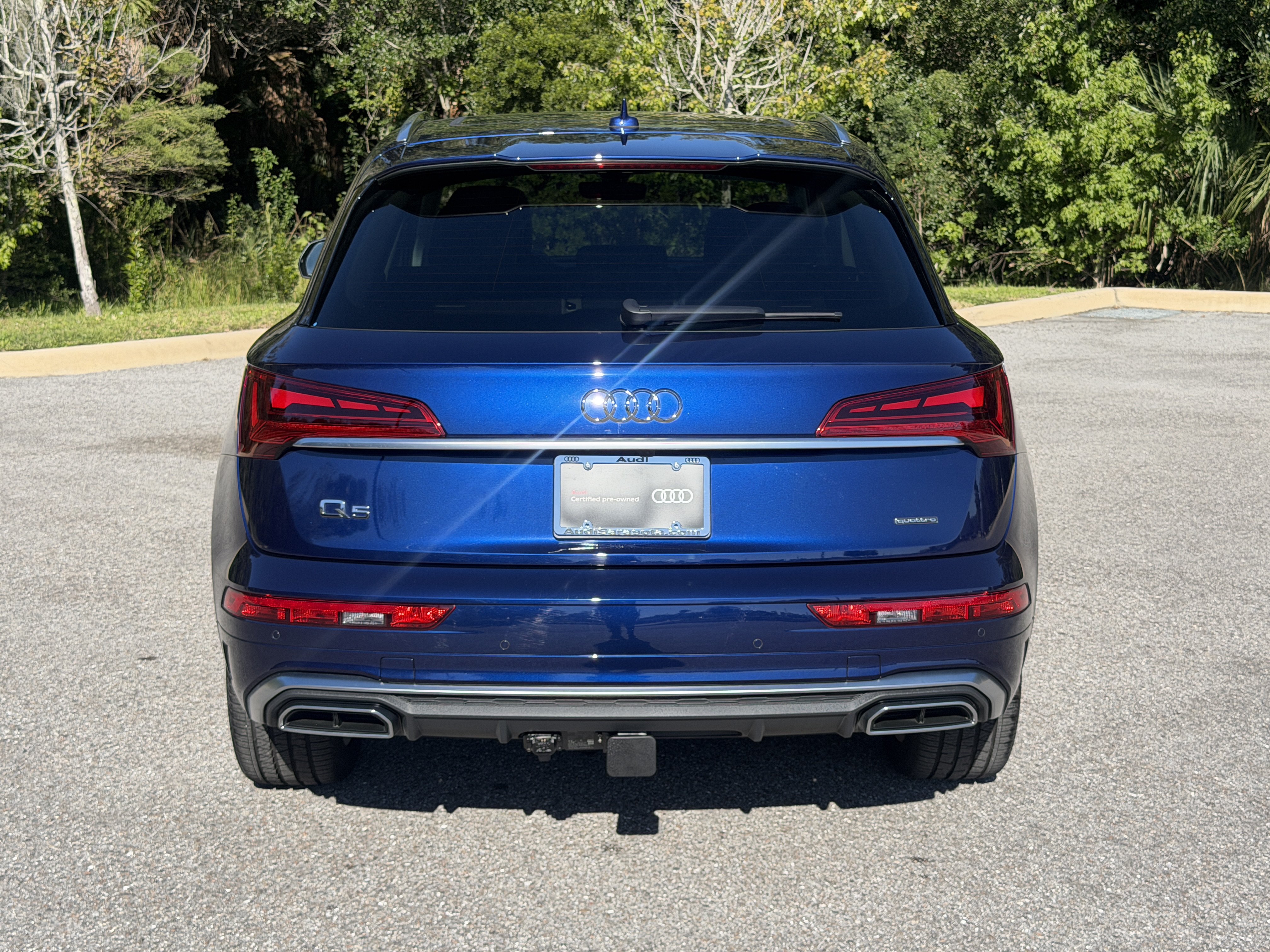 Certified 2023 Audi Q5 2.0T Premium Plus AWD/4WD image 3