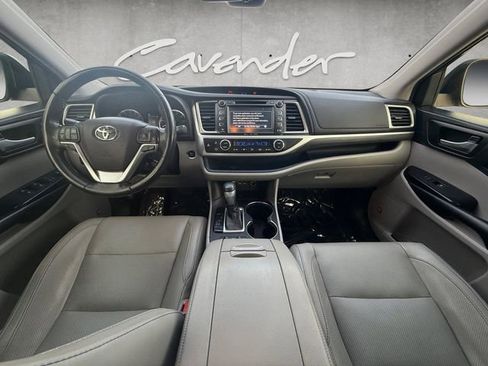Used 2019 Toyota Highlander Limited Platinum image 20