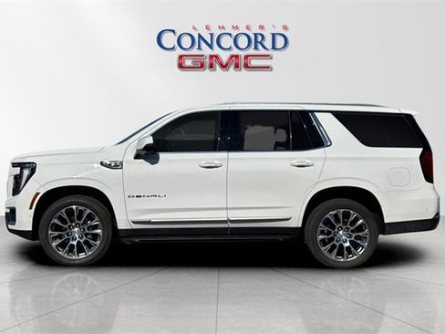 Used 2025 GMC Yukon Denali image 7
