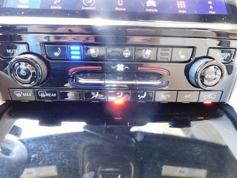 New 2025 Jeep Grand Cherokee L Limited w/ Luxury Tech Group II image 25