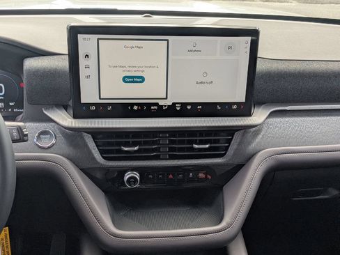 New 2026 Ford Explorer Platinum RWD image 18