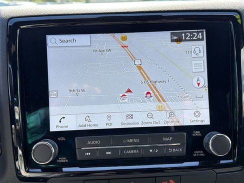 Certified 2024 Nissan Frontier PRO-4X image 24