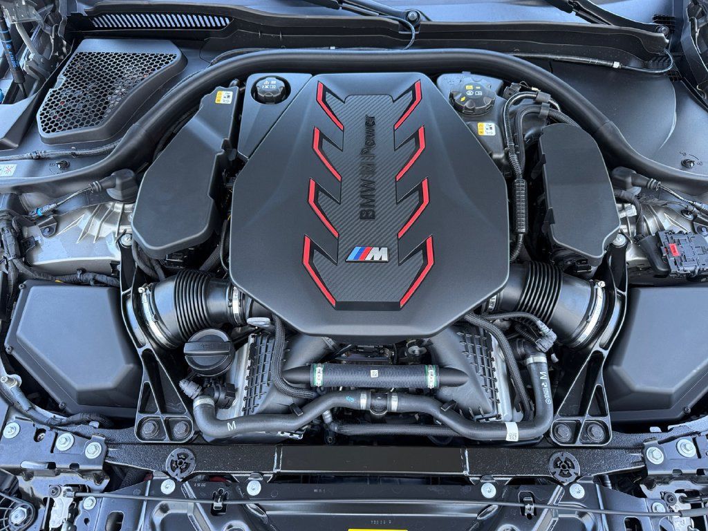 Used 2026 BMW M5 Touring AWD/4WD image 40
