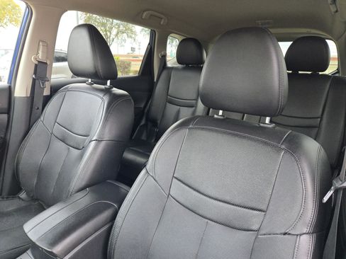 Used 2019 Nissan Rogue SL image 9