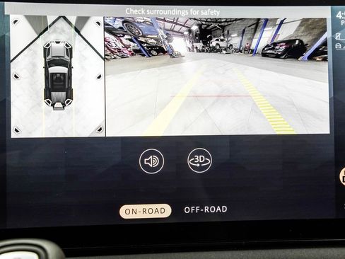 Used 2025 Land Rover Defender 110 S image 33