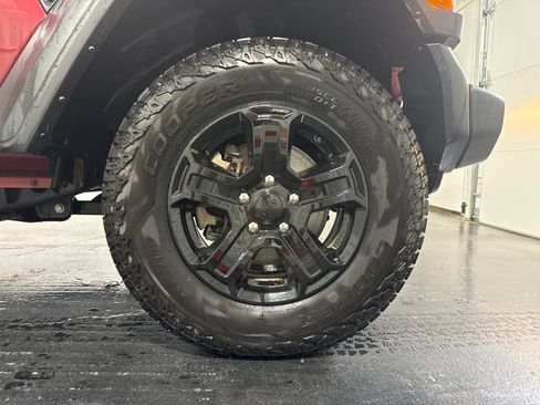 Used 2021 Jeep Wrangler Unlimited Sport AWD/4WD image 9