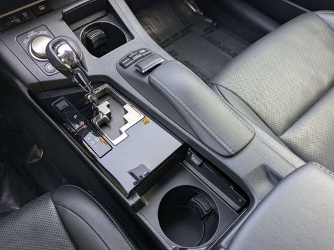 Used 2013 Lexus ES 300h w/ Luxury Pkg FWD image 22