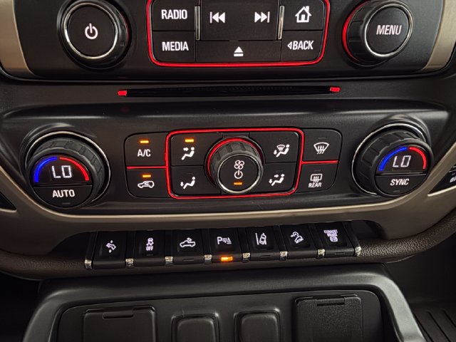 Used 2016 GMC Sierra 2500 Denali w/ Duramax Plus Package AWD/4WD image 19