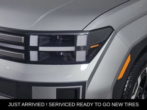 Used 2026 Hyundai Santa Fe SEL AWD/4WD image 9