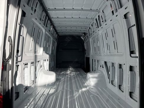 New 2025 Mercedes-Benz Sprinter 3500 image 18